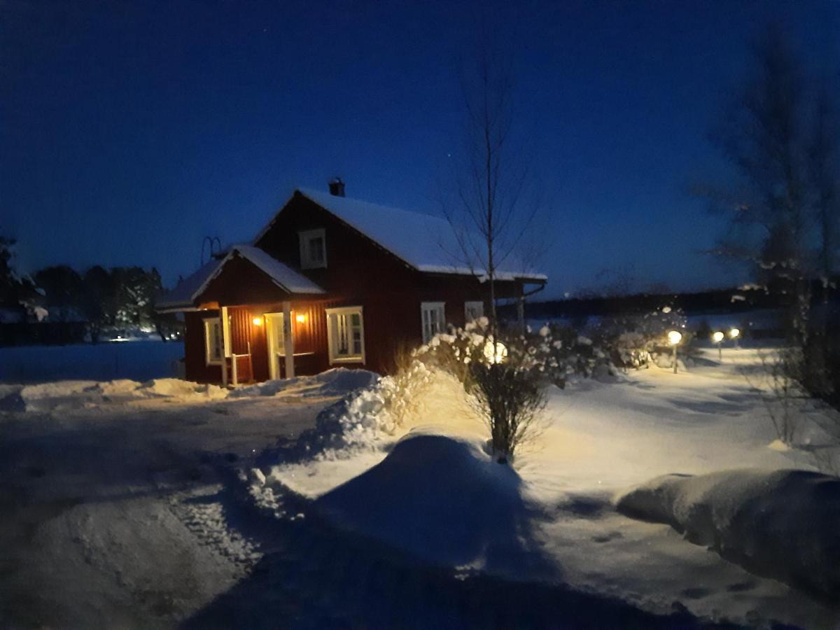 Holiday Cottage Tiira With Sauna House 拉塞博里 外观 照片